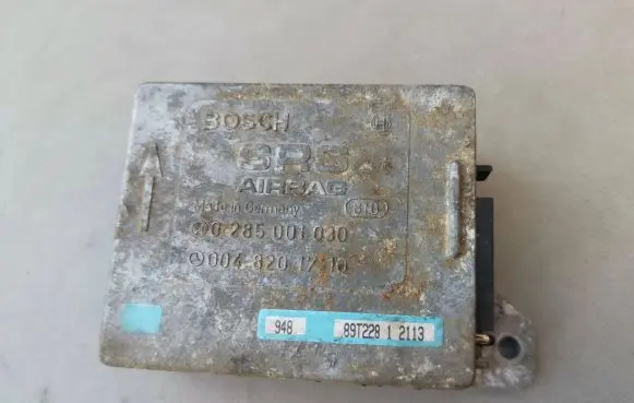 Mercedes-Benz S W126 Airbag control unit/module 0048201710 0285001030 89T228111