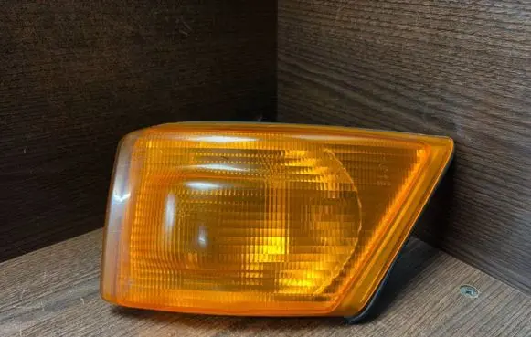 Iveco Daily 3rd gen Front indicator light 1315106148 504104465