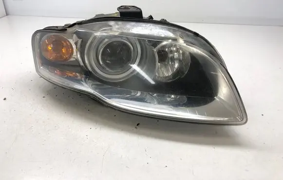 Audi A4 S4 B7 8E 8H Headlight/headlamp 8E0941004AM 0301219272