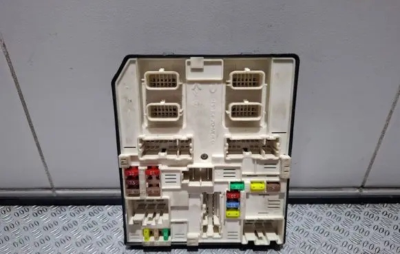 Renault Master III BSM Control unit 284B66852R