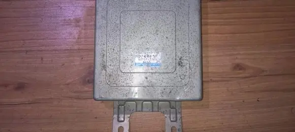 Mitsubishi Carisma Gearbox control unit/module md760657 g1t17171e1