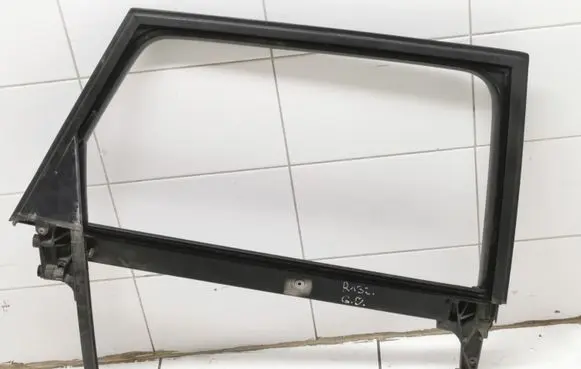 Audi A3 S3 8P Rear door window/glass frame 8P4867416 200300036