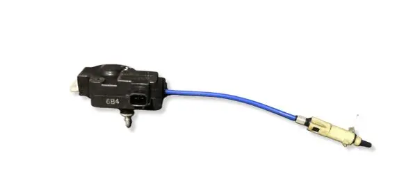 Lexus IS 220D-250-350 Fuel tank cap lock 