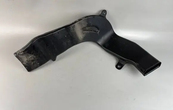 BMW i4 Cabin air duct channel 7946047