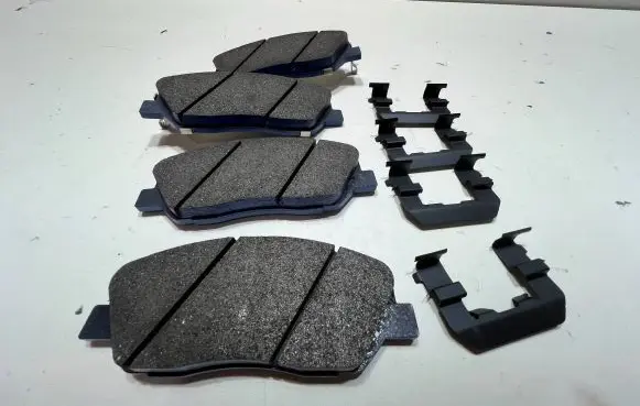 Hyundai Santa Fe Brake pads (front) 581012P470 58101-2PA70