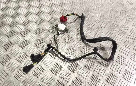 Volkswagen Tiguan Seat pressure sensor 8S0963553D 5NB971392A