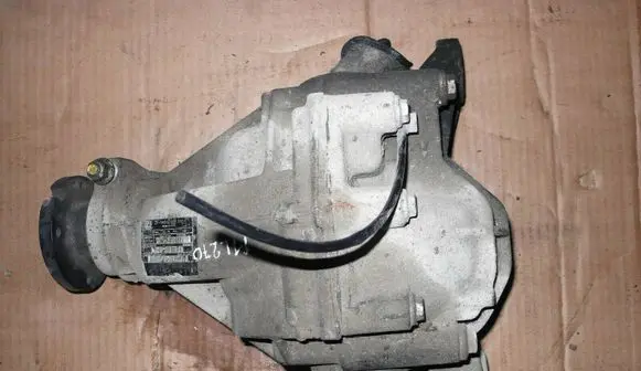 Mercedes-Benz ML W163 Rear differential A1633500414 1633500414
