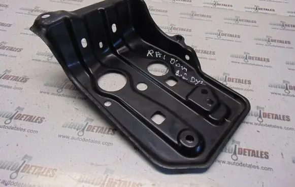 Toyota RAV 4 (XA30) Battery tray 