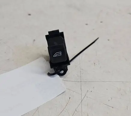 Volvo V70 Electric window control switch 30773273