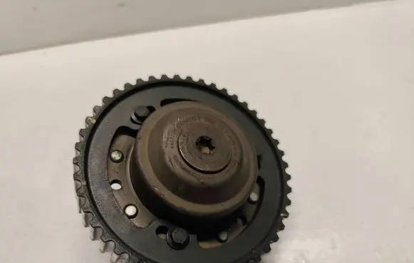 Volvo XC90 Camshaft pulley/ VANOS 9497786