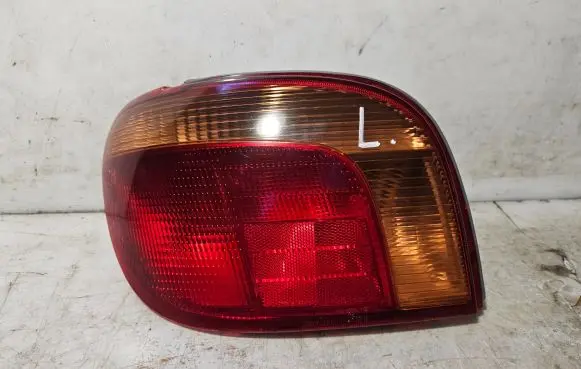 Toyota Yaris Rear/tail lights