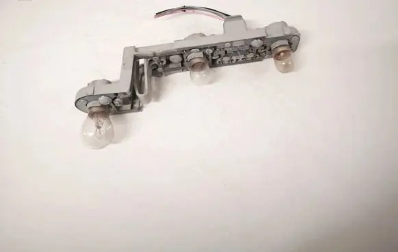 Volvo S80 Tail light bulb cover holder 149978