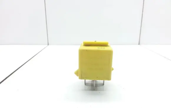Land Rover Discovery Other relay YWB10027 V23134B52X130