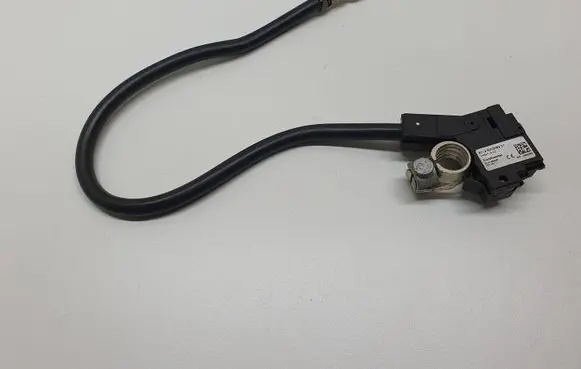 BMW 5 F10 F11 Negative earth cable (battery) 9253082 61129253082 6112925308201