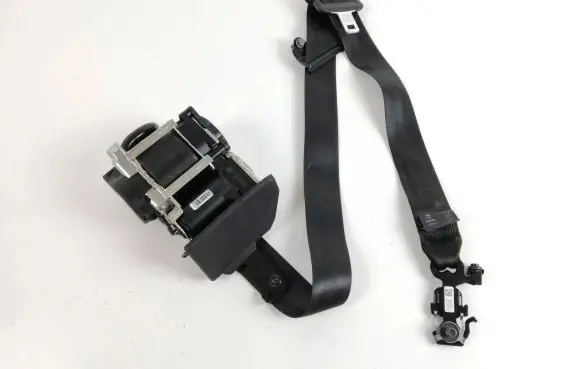 Volvo XC90 Front seatbelt 39844546 626949400 23052016