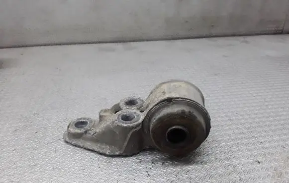 Audi A6 S6 C5 4B Rear axle beam mounts housing 4B0501522E