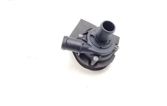 Volkswagen Tiguan Electric auxiliary coolant/water pump 5Q0965567
