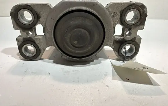 Volvo XC60 Engine mount bracket Hl8090m03