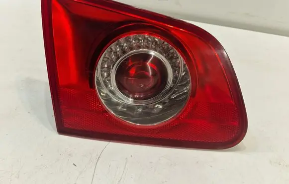 Volkswagen PASSAT B6 Tailgate rear/tail lights 3C9945093