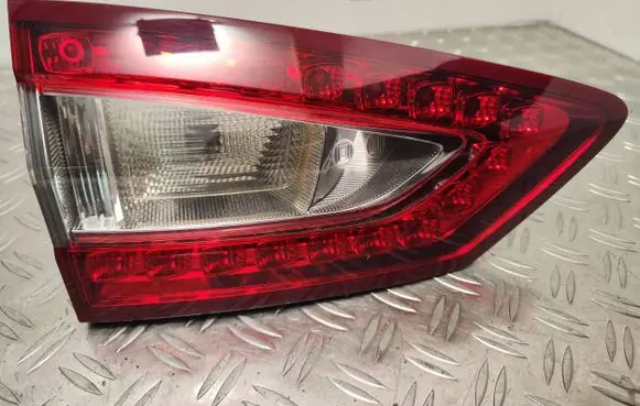 Ford Mondeo MK V Tailgate rear/tail lights DS7313A603Gc 21060102 CD391DLL