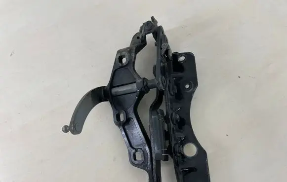 Mercedes-Benz S W221 Engine bonnet/hood hinges A2218800328