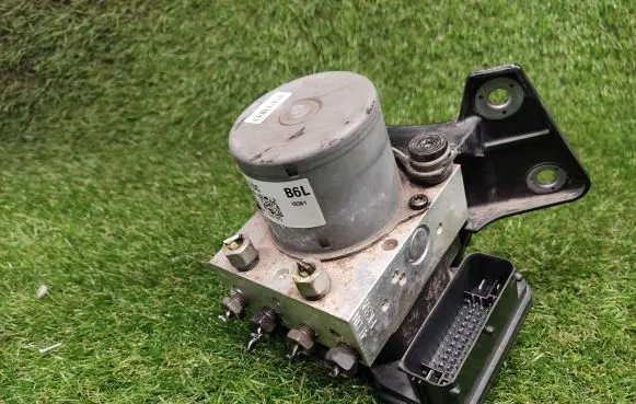 Buick Encore I ABS Pump 42643519