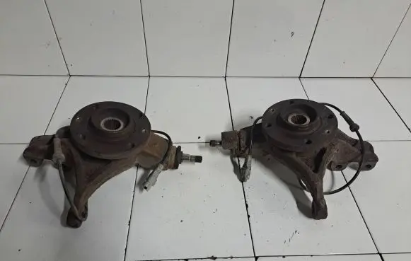 Peugeot 307 Front wheel hub