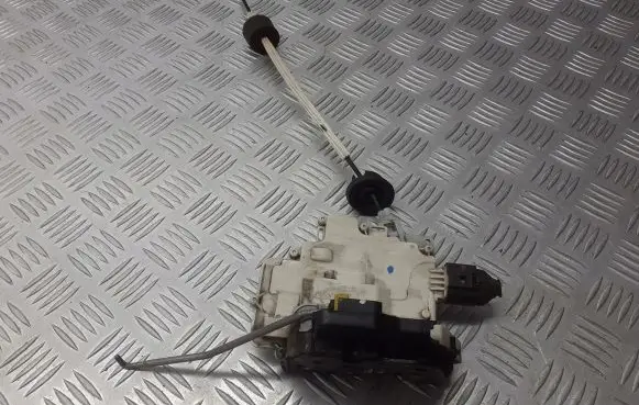 Audi A6 S6 C6 4F Front door lock