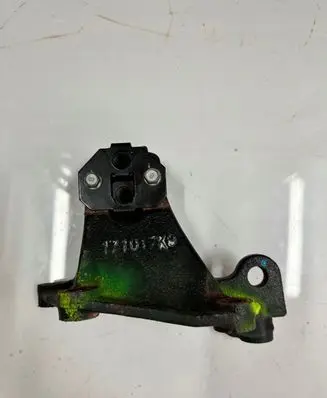 KIA Sportage Gearbox mounting bracket S67H24