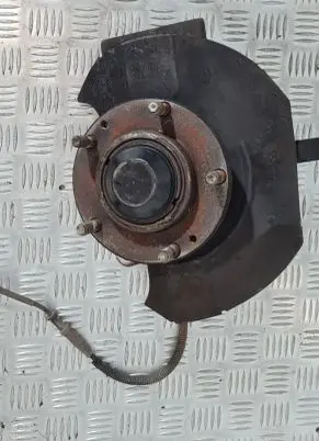 KIA Sorento Front wheel hub spindle knuckle