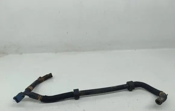 Volkswagen Golf V Breather valve 03C133660AK