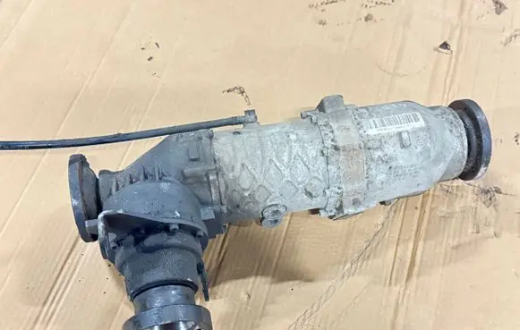 Mercedes-Benz Vito Viano W639 Front differential A6393300402 6393300402