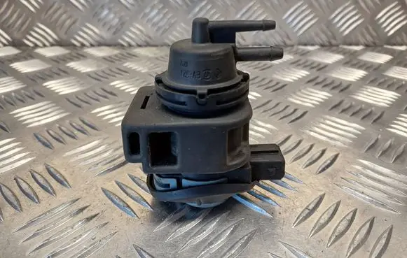 Renault Scenic II - Grand scenic II Turbo solenoid valve 8200575400