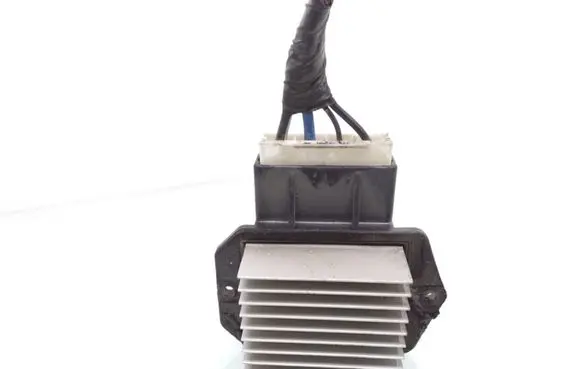 Mitsubishi Pajero Heater blower motor/fan resistor 4993002110