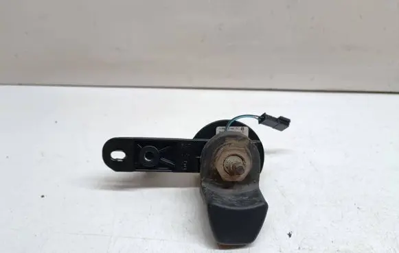 BMW 5 E60 E61 Rear window wiper mechanism 7117878 3398005798
