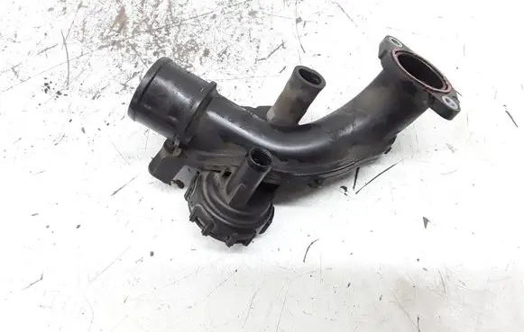 Nissan Qashqai+2 Turbo air intake inlet pipe/hose 8200323338