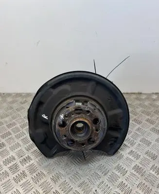Mercedes-Benz SL R230 Rear wheel hub A2304200585 A2303505408