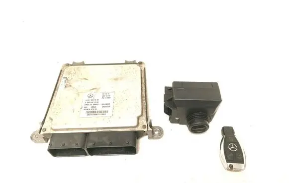 Mercedes-Benz C W204 Engine ECU kit and lock set A6519007500
