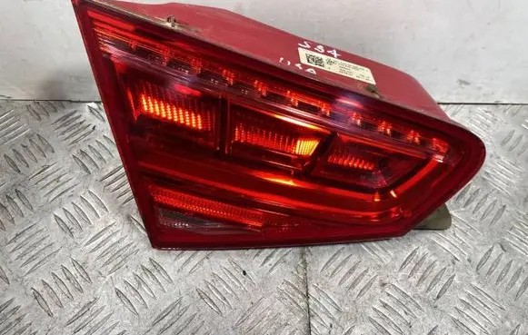 Audi A8 S8 D4 4H Tailgate rear/tail lights 4H0945093A