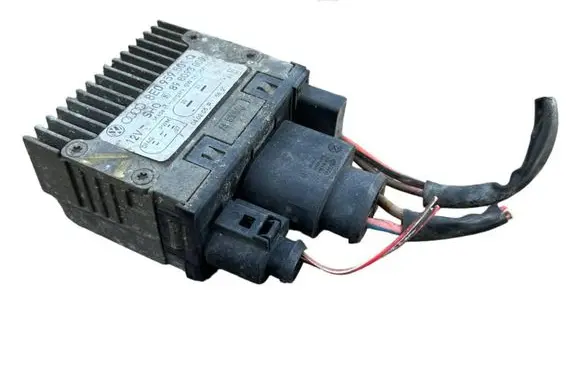 Coolant fan relay