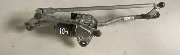 Audi A6 S6 C6 4F Front wiper linkage and motor 4F1955119C 0390241651