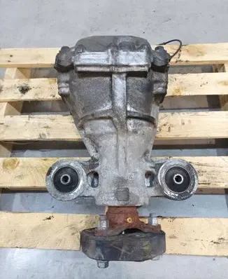 Infiniti Q50 Rear differential 