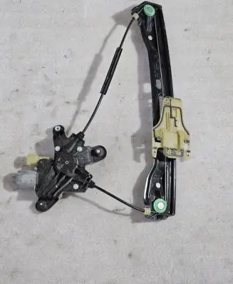 Ford Fusion II Rear door window regulator with motor 0130822833 C03720103