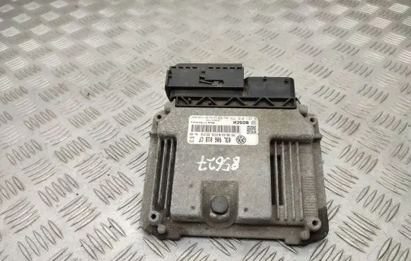 Skoda Superb B6 (3T) Engine control unit/module 03L906018CF