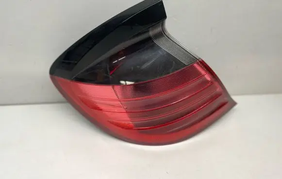 Mercedes-Benz C W203 Rear/tail lights 2038200564 A2038200564