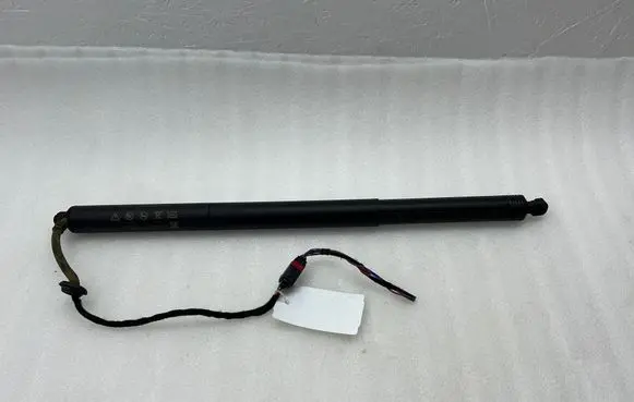 Audi Q2 - Tailgate strut 81A827851D