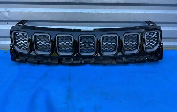 Jeep Compass Front grill 07357771000 5601