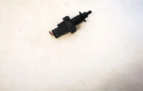 Mercedes-Benz C W204 Clutch pedal sensor a0065451014