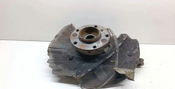 BMW X5 E53 Front wheel hub spindle knuckle 67615760