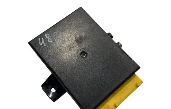 BMW 5 E34 Immobilizer control unit/module 8363830 61358363830